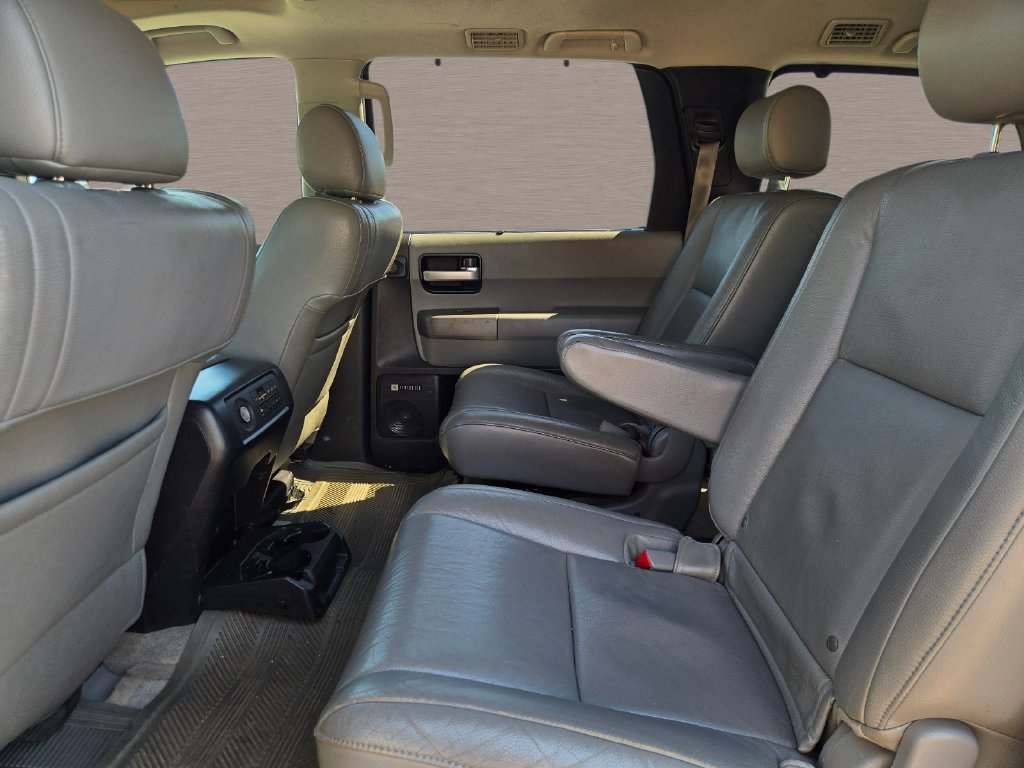 Used 2010 Toyota Sequoia Limited RWD image 23