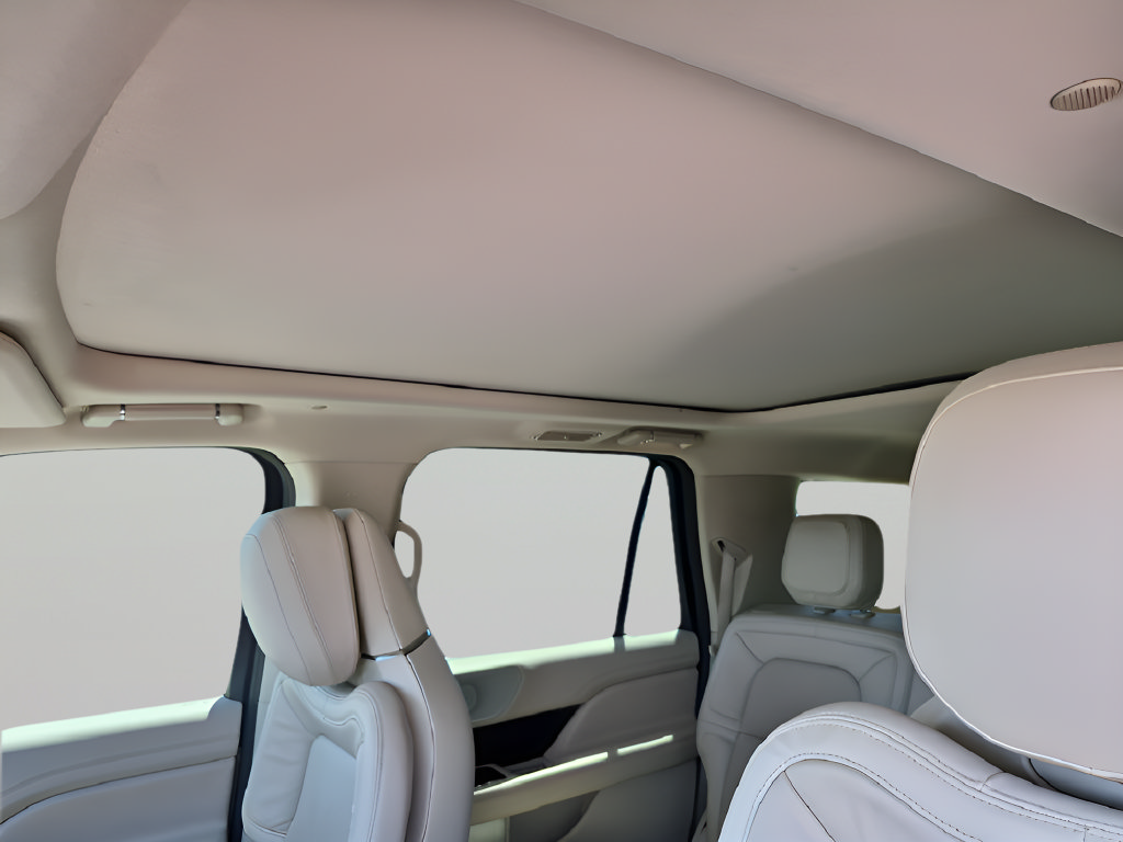 Used 2021 Lincoln Navigator L Reserve w/ Luxury Package AWD/4WD image 32