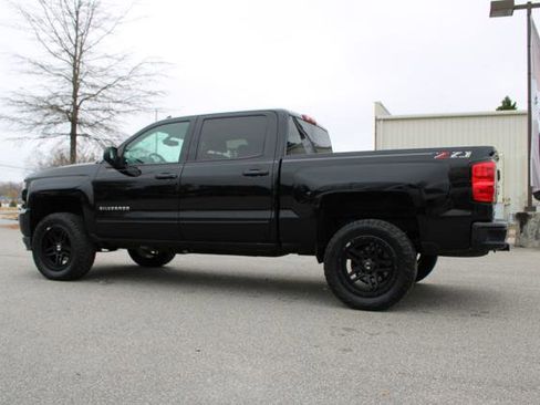 Used 2018 Chevrolet Silverado 1500 LT w/ All Star Edition image 7