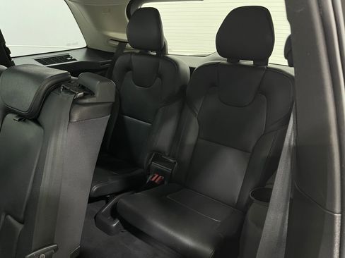 Used 2018 Volvo XC90 T5 Momentum w/ Convenience Package image 31