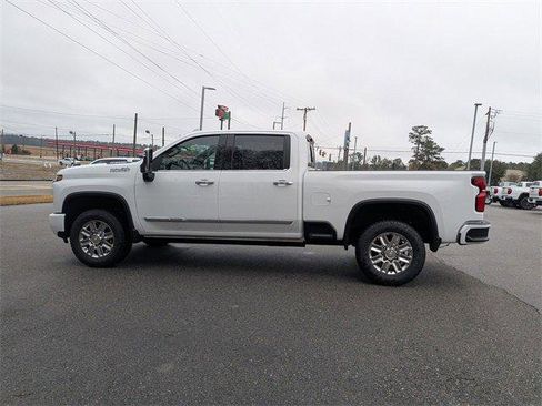 New 2026 Chevrolet Silverado 2500 High Country w/ High Country Premium Package image 8