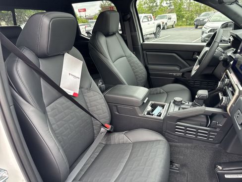 New 2025 Toyota Tacoma 4x4 Double Cab Hybrid image 35