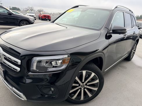 Used 2021 Mercedes-Benz GLB 250 image 1