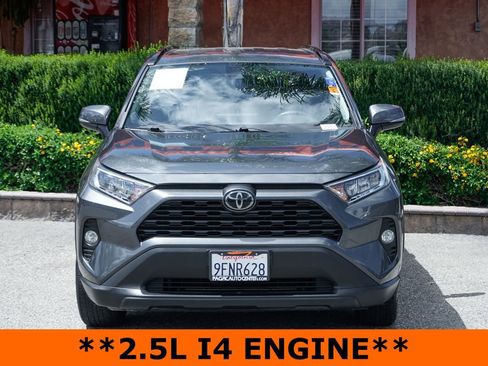 Used 2020 Toyota RAV4 XLE AWD/4WD image 3