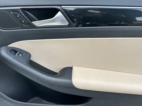 Used 2017 Volkswagen Jetta SEL image 20