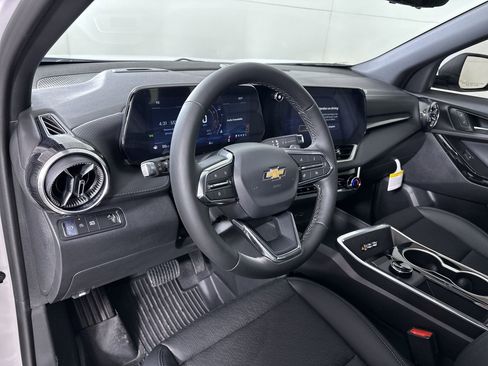 New 2026 Chevrolet Equinox LT w/ Convenience Package II image 45