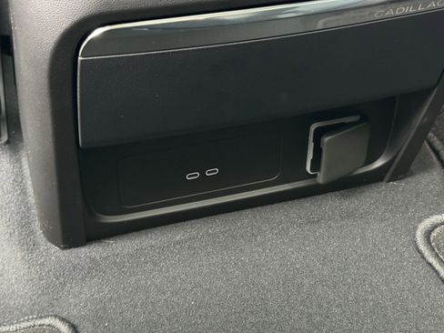 New 2025 Cadillac Escalade IQ Sport 2 w/ LPO, ONYX Package image 15