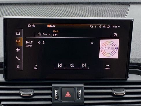 Used 2024 Audi Q5 e Premium Plus w/ Premium Plus Package image 9