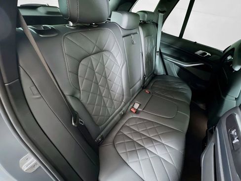 Used 2024 BMW X5 xDrive50e w/ Executive Package image 29