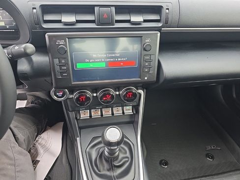 Certified 2024 Toyota GR86 image 12
