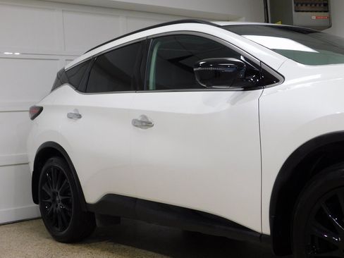 Used 2024 Nissan Murano SL image 11