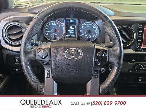 Used 2022 Toyota Tacoma TRD Off-Road RWD image 13