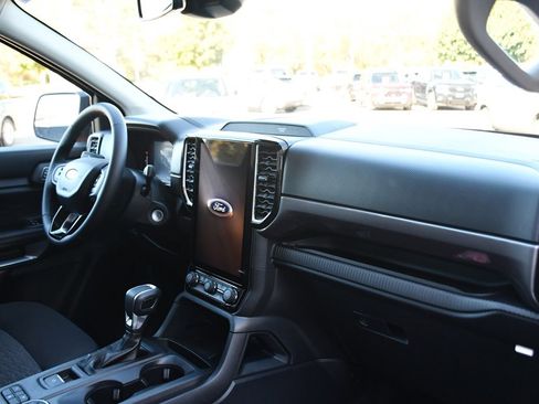 New 2025 Ford Ranger XLT w/ Equipment Group 301A High image 15