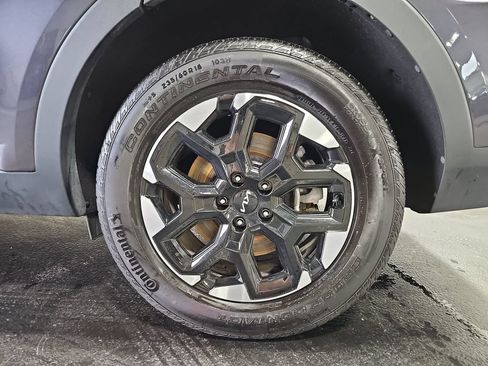 Used 2025 Kia Sorento S w/ Panoramic Sunroof Package FWD image 35
