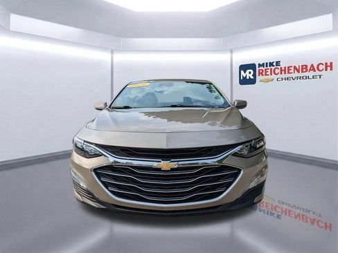 Used 2024 Chevrolet Malibu LT FWD image 9