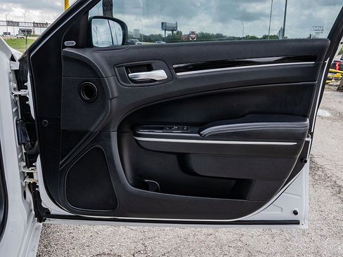 Used 2021 Chrysler 300 S RWD image 12