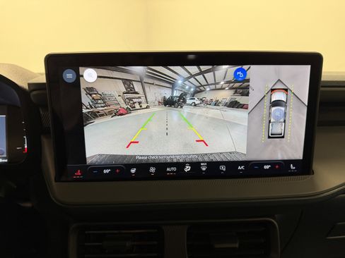 New 2026 Ford Maverick Lariat w/ Black Appearance Package image 11