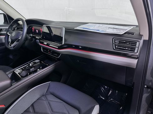 New 2026 Volkswagen Atlas Peak Edition AWD/4WD image 29