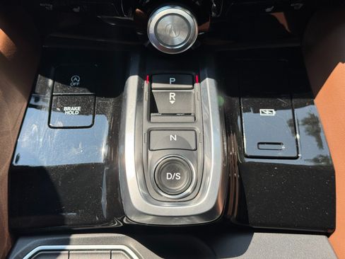 Used 2022 Acura MDX FWD w/ Technology Package image 27