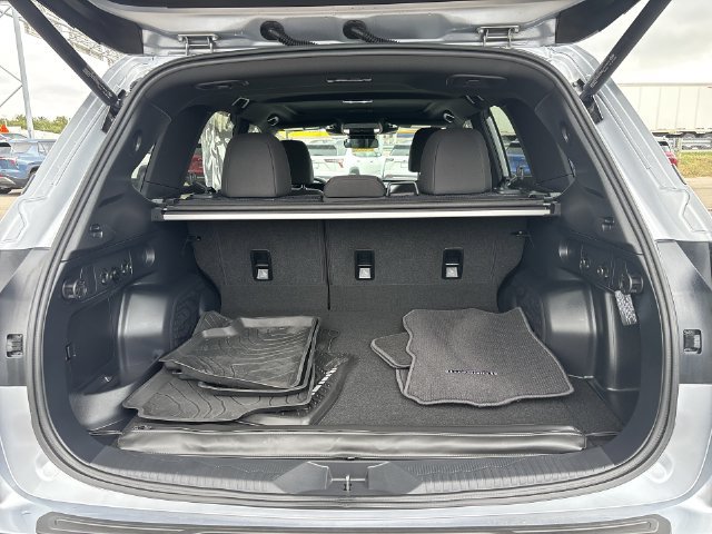 Used 2026 Subaru Forester Premium AWD/4WD image 15