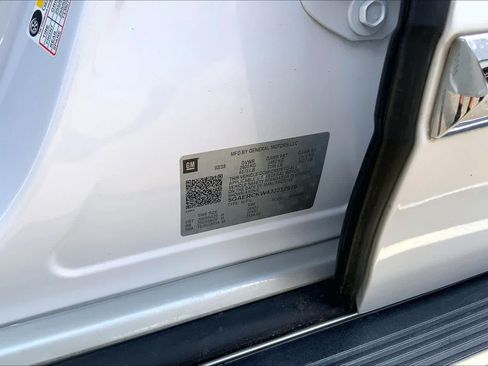 Used 2018 Buick Enclave Premium w/ Experience Buick Package FWD image 34