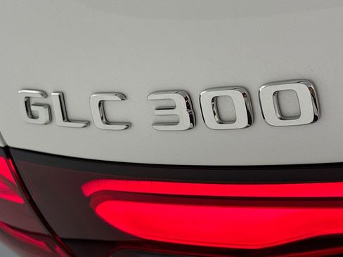 Certified 2026 Mercedes-Benz GLC 300 image 10