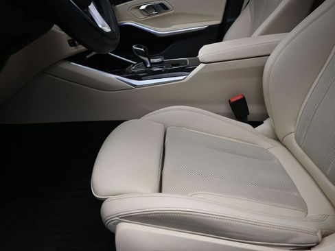 Used 2022 BMW 330i Sedan w/ Premium Package 2 image 13