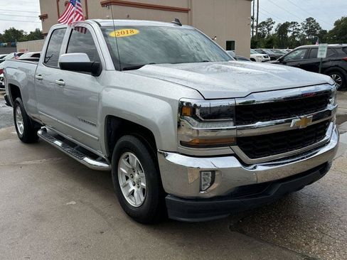 Used 2018 Chevrolet Silverado 1500 LT w/ All Star Edition RWD image 3