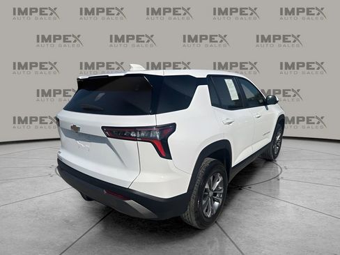 Used 2026 Chevrolet Equinox LT FWD image 5