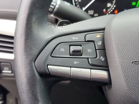 Used 2022 Cadillac XT4 Premium Luxury w/ Enhanced Visibility Package image 15