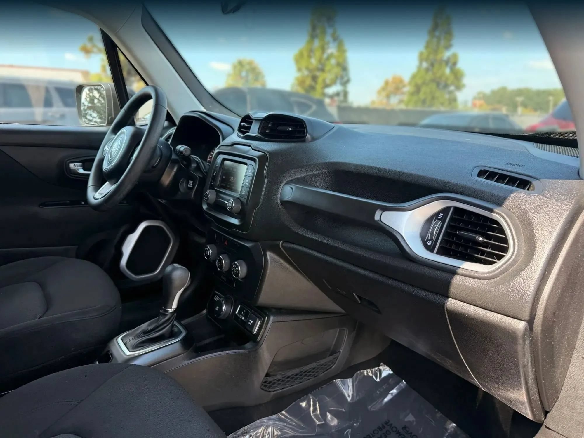 Used 2018 Jeep Renegade Sport w/ Power & Air Group AWD/4WD image 19