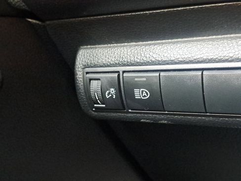 Certified 2023 Toyota Corolla LE image 29