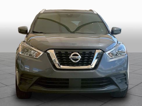 Used 2020 Nissan Kicks SV FWD image 4