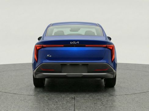 Used 2025 Kia K4 LXS image 7