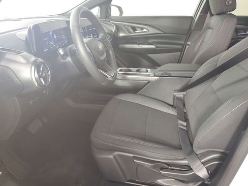 Used 2026 Chevrolet Equinox EV LT FWD image 11