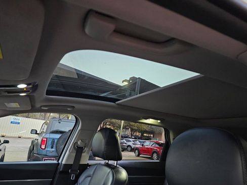 Used 2022 Kia Sorento SX image 10