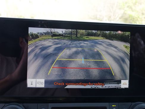 Used 2025 Toyota Grand Highlander FWD image 28