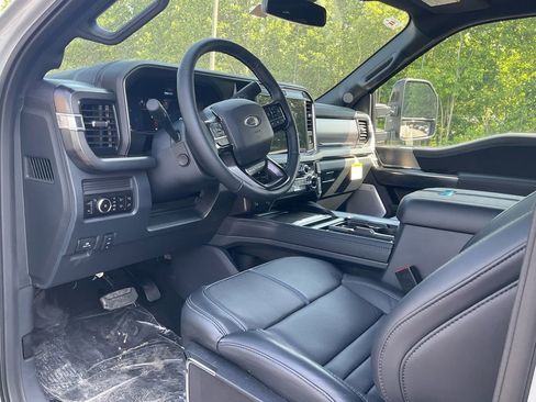 New 2026 Ford F250 Platinum AWD/4WD image 15