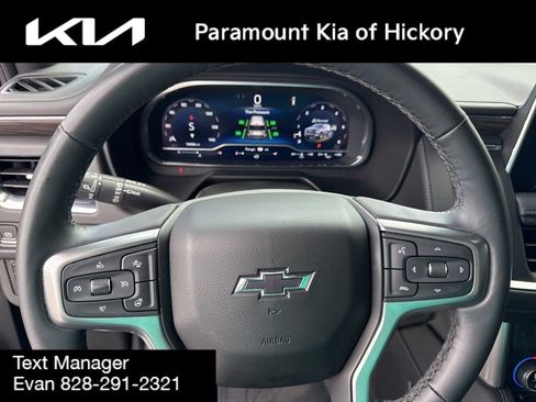 Used 2023 Chevrolet Tahoe Z71 w/ Luxury Package AWD/4WD image 35