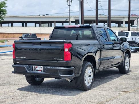 Used 2024 Chevrolet Silverado 1500 Custom image 7
