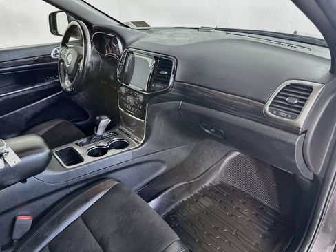 Used 2021 Jeep Grand Cherokee Laredo X AWD/4WD image 31