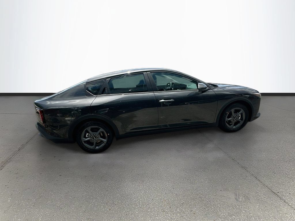 New 2026 Kia K4 FWD image 8