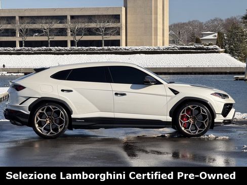 Used 2024 Lamborghini Urus Performante image 6