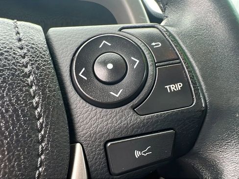 Used 2017 Toyota RAV4 XLE w/ Plus Special Value Package AWD/4WD image 19