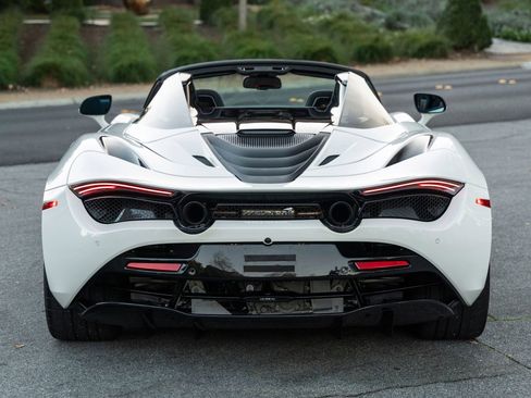 Used 2021 McLaren 720S Spider image 4