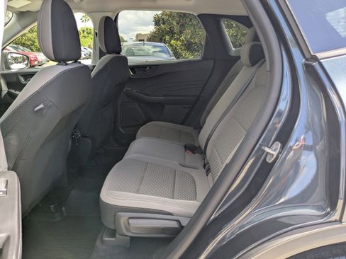 Used 2022 Ford Escape SE w/ Cold Weather Package image 14