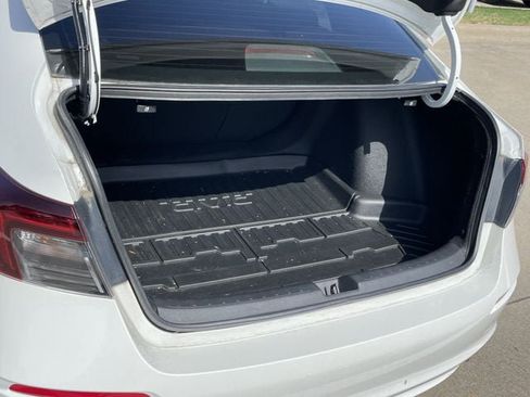Used 2025 Honda Civic Sport image 26