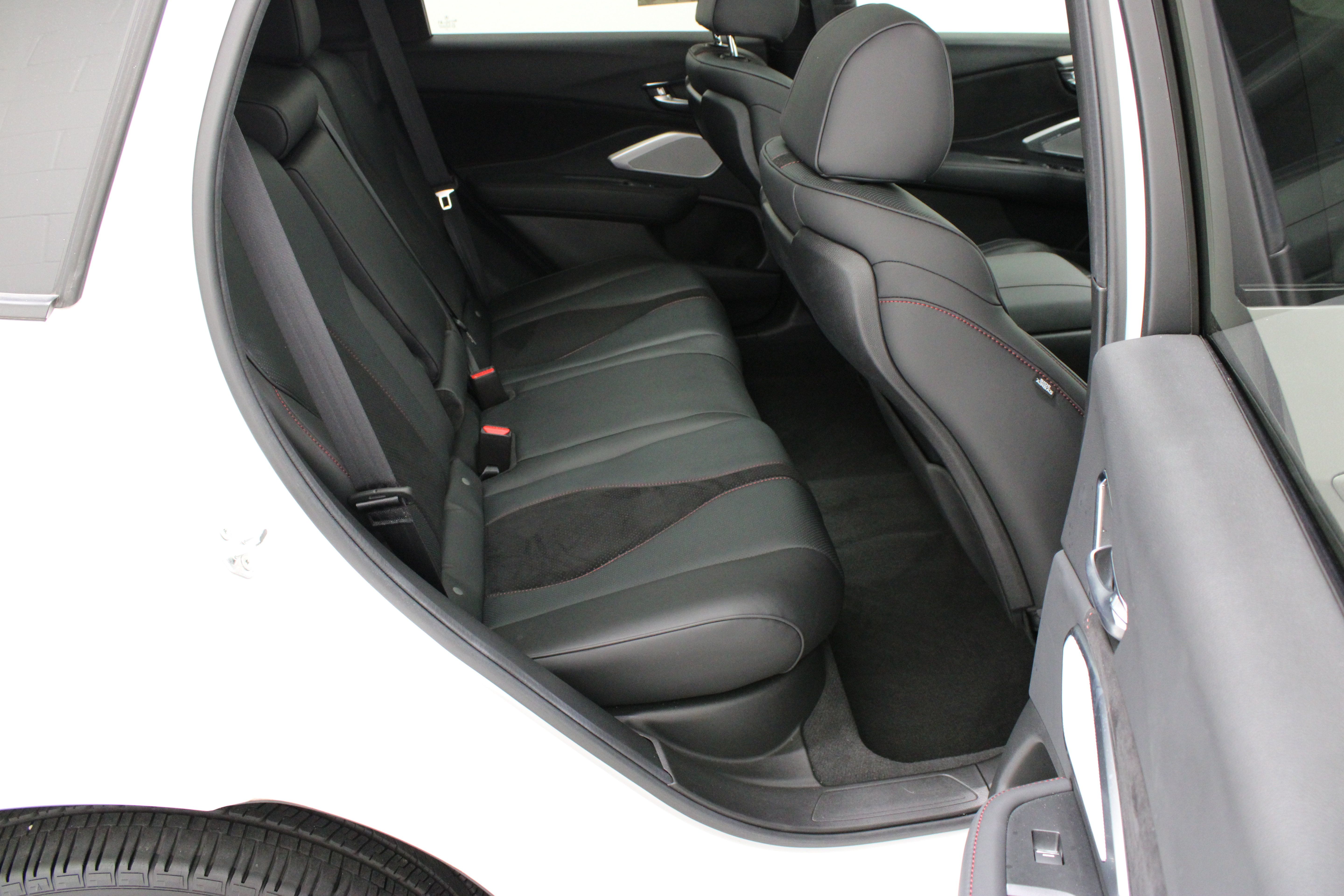 Used 2024 Acura RDX w/ Advance Package AWD/4WD image 39
