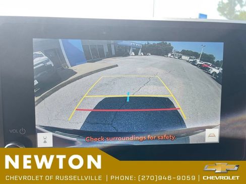 Used 2025 Toyota Tacoma SR5 RWD image 11