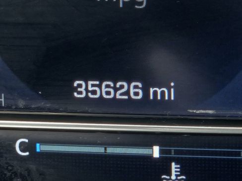 Used 2025 Chevrolet Silverado 1500 LT image 28